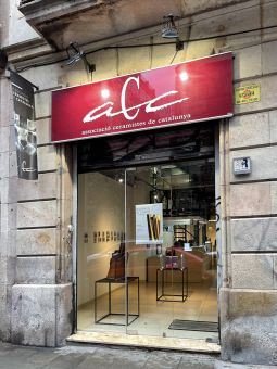 Entree Galeria ACC, Barcelona-/ Entrance Gallery ACC, Barcelona